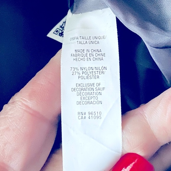 UA Reflect Water Resistant Graphite Tote - Picture 5 of 9